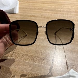 Gucci womens sun glasses bought them for my girl friend lens to big for her face